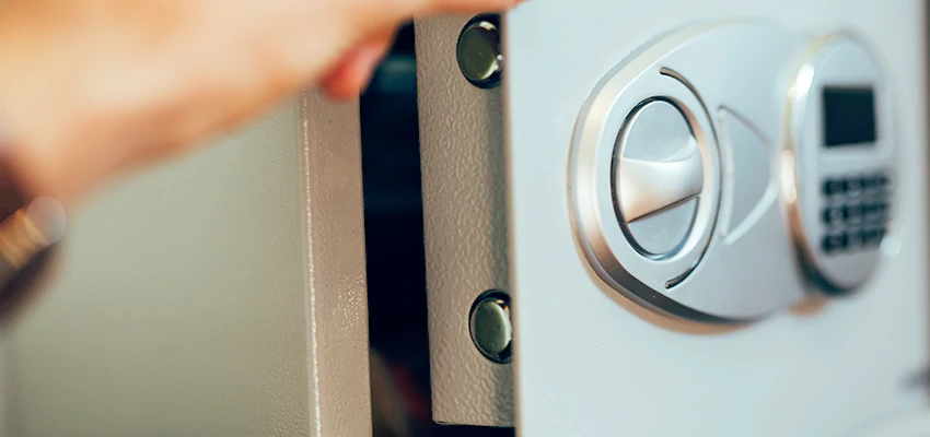 Fingerprint Safe Openers in San Bruno, CA